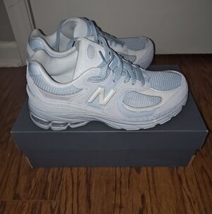 New Balance Sky Blue Athletic Shoes